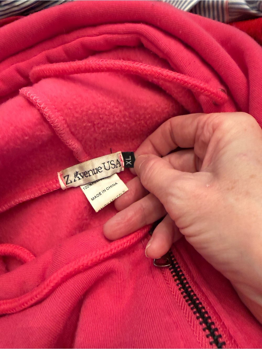 Long Hooded Zip-Up Hoodie Coat in Hot Pink - Picture 4 of 4